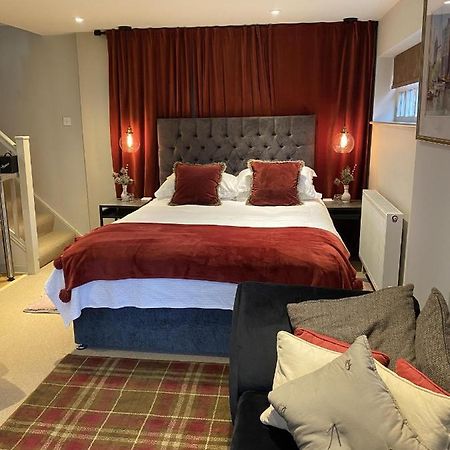 Bootmenders B&B Petersfield Exteriör bild