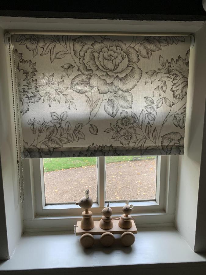Bootmenders B&B Petersfield Exteriör bild