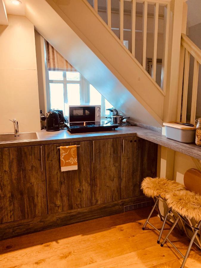 Bootmenders B&B Petersfield Exteriör bild