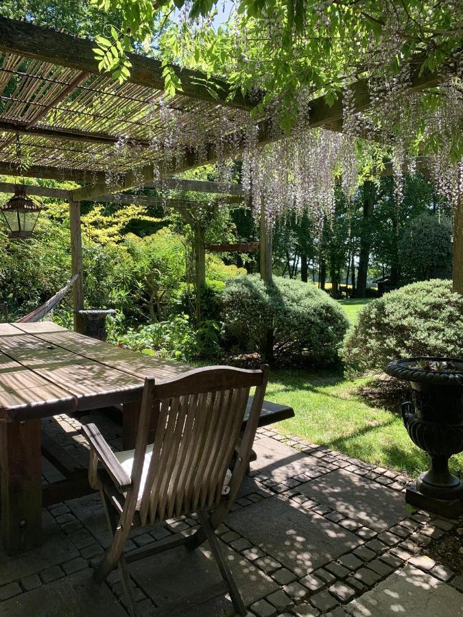 Bootmenders B&B Petersfield Exteriör bild