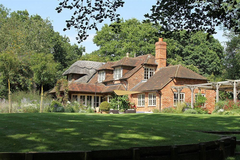Bootmenders B&B Petersfield Exteriör bild